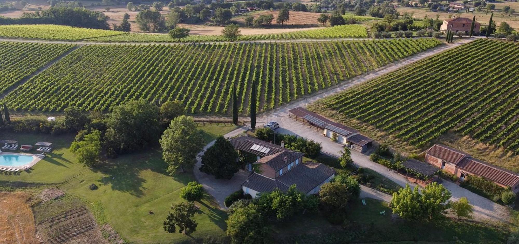 Agriturismo Fattoria Santa Vittoria Pozzo  Extérieur photo
