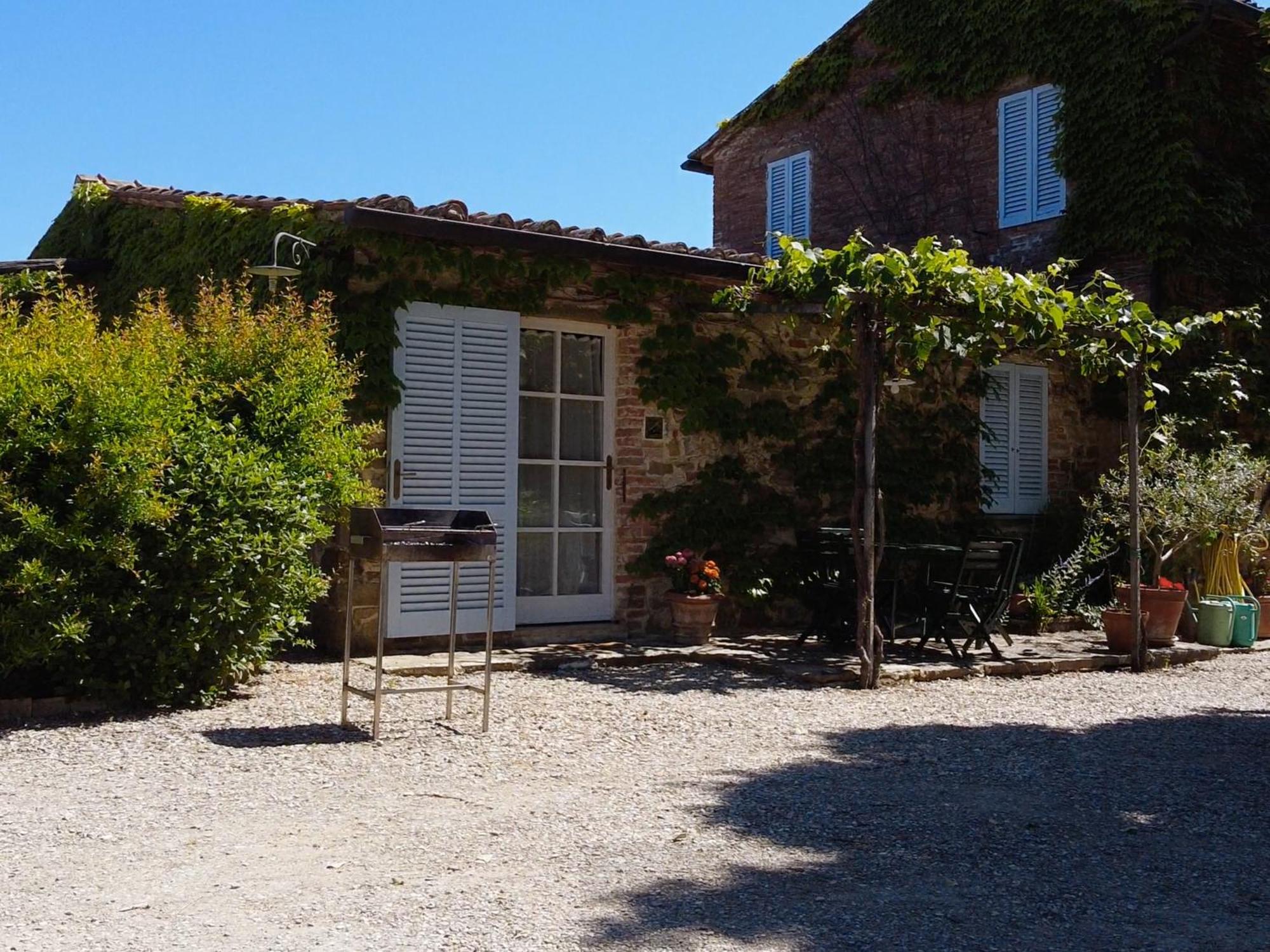 Agriturismo Fattoria Santa Vittoria Pozzo  Extérieur photo